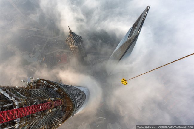 Восхождение на самое высокое здание в Китае (15 фото + видео)11
