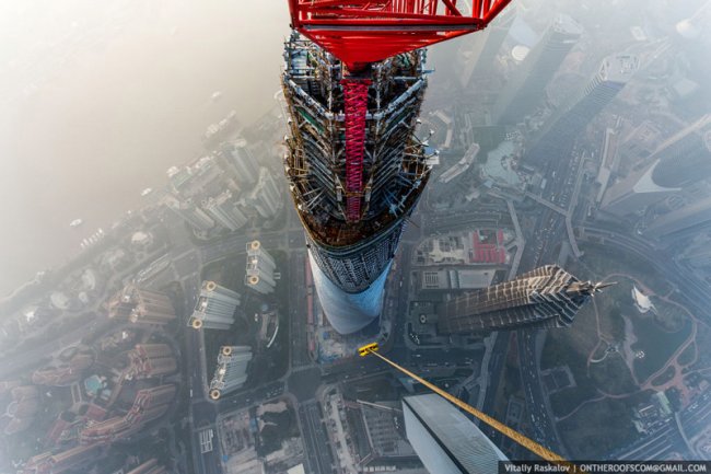 Восхождение на самое высокое здание в Китае (15 фото + видео)1