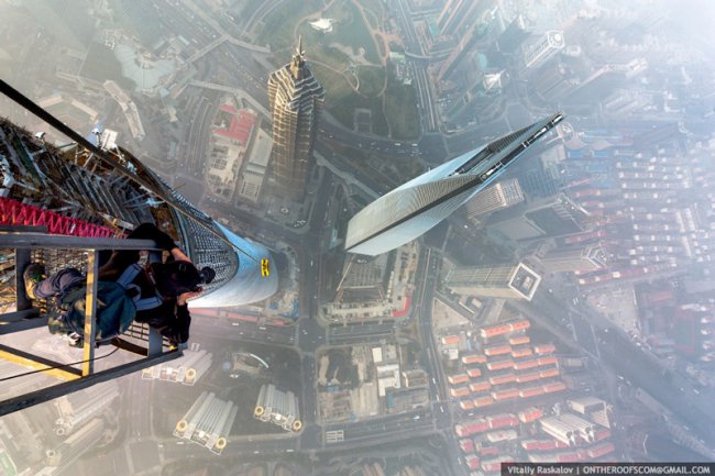 Восхождение на самое высокое здание в Китае (15 фото + видео)8
