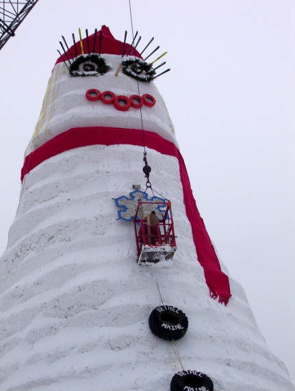 Самый высокий снеговик: Olympia SnowWoman